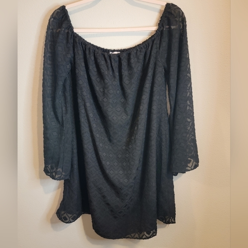 Buddy Love "Joyce" on or off shoulder dress Size Medium - Picture 6 of 10